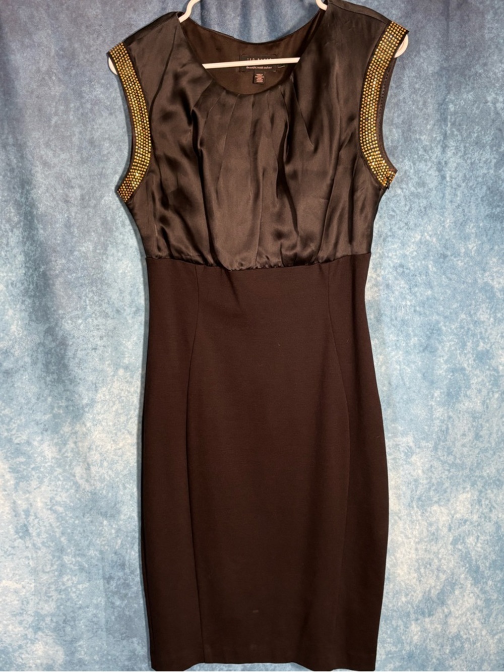 Ted Baker Black Gold Studded Satin & Crepe Dress Size 2 – Elegant Fitted Style